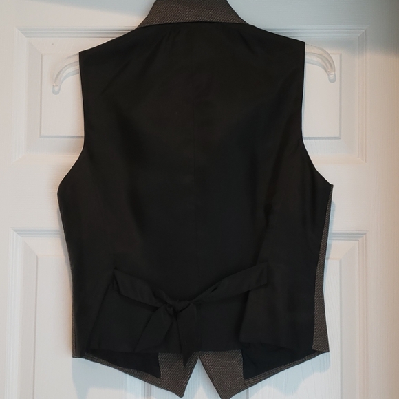 3 Piece Liz Claiborne Suit - Picture 3 of 9